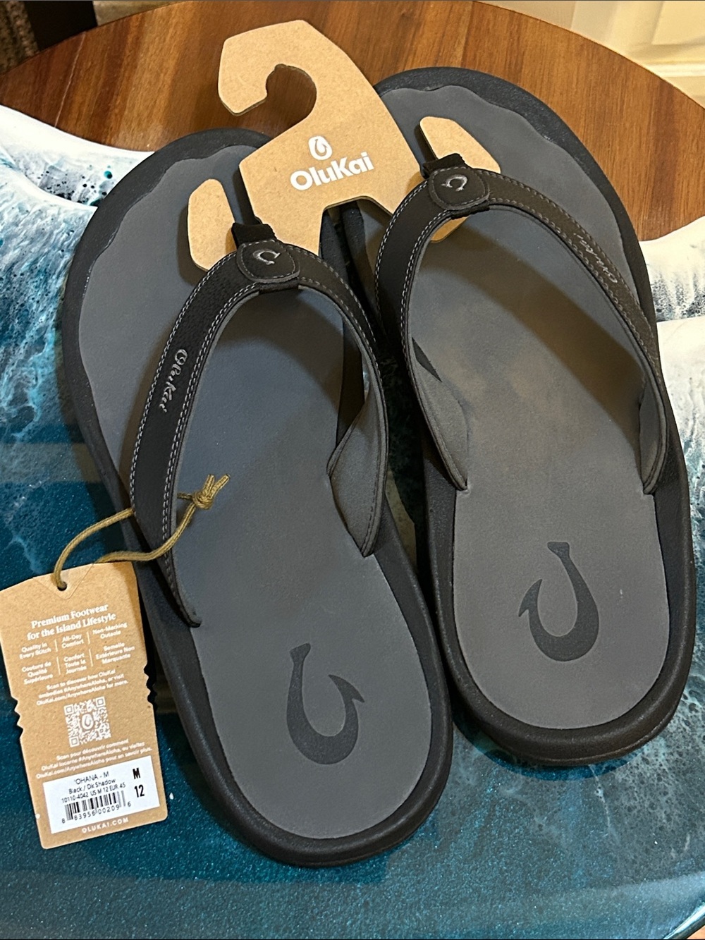 OluKai 'Ohana Sandals for Men - Black/Dark Shadow - 12M. FIRM PRICE